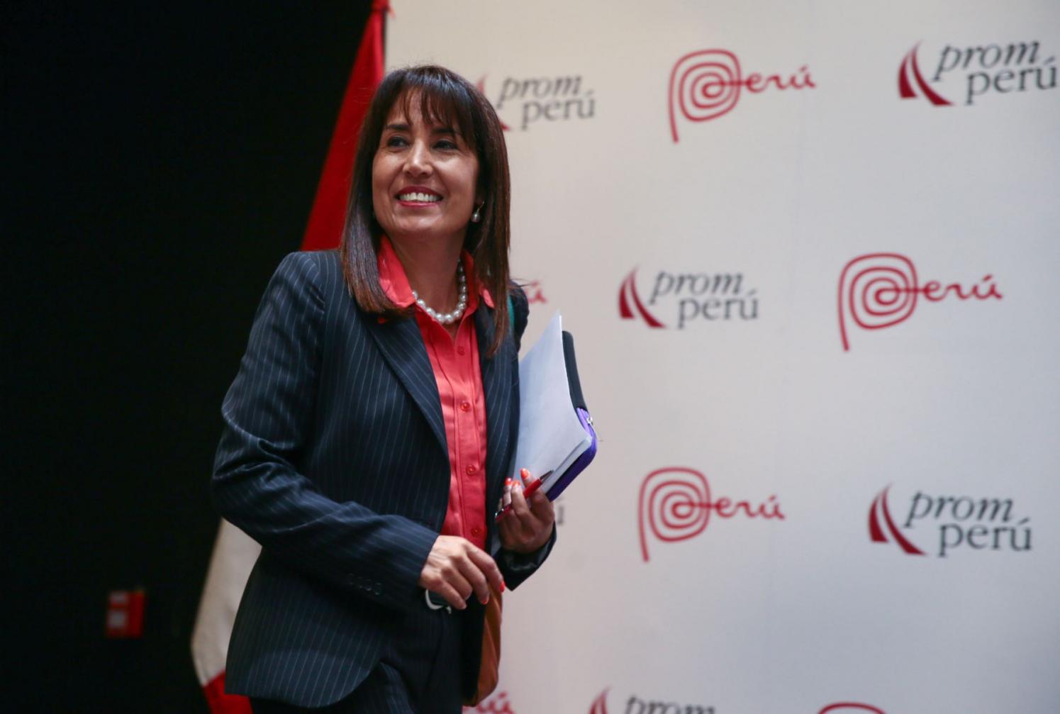 Ministra Silva inaugura hoy Pabelln Per en Expocomer 2015